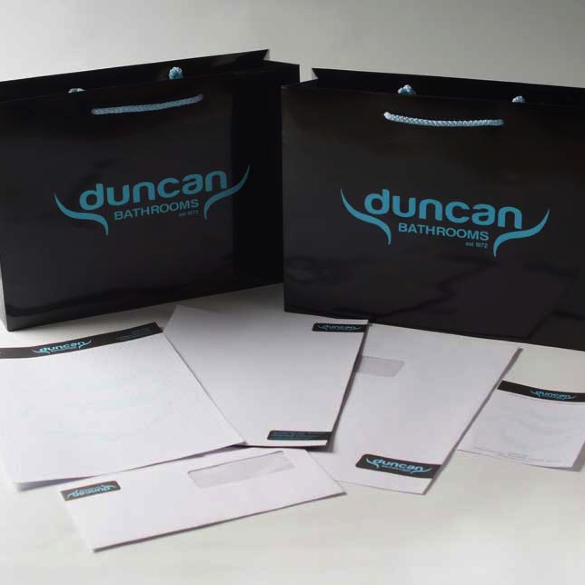 speialised branded glossy bags