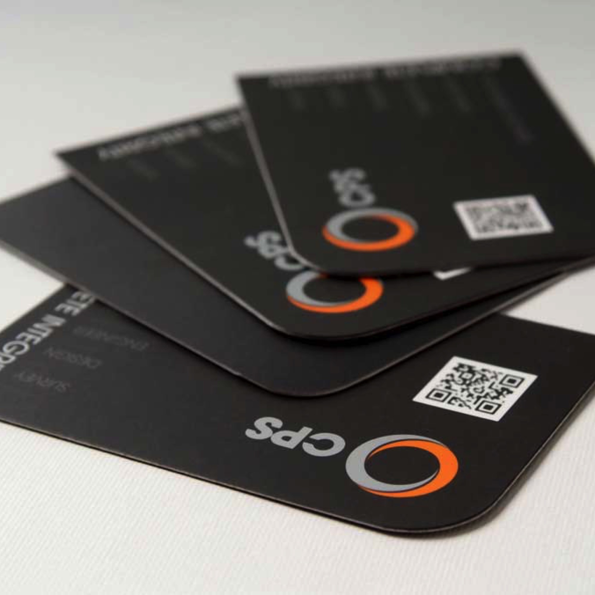 round cornered laminated business cards